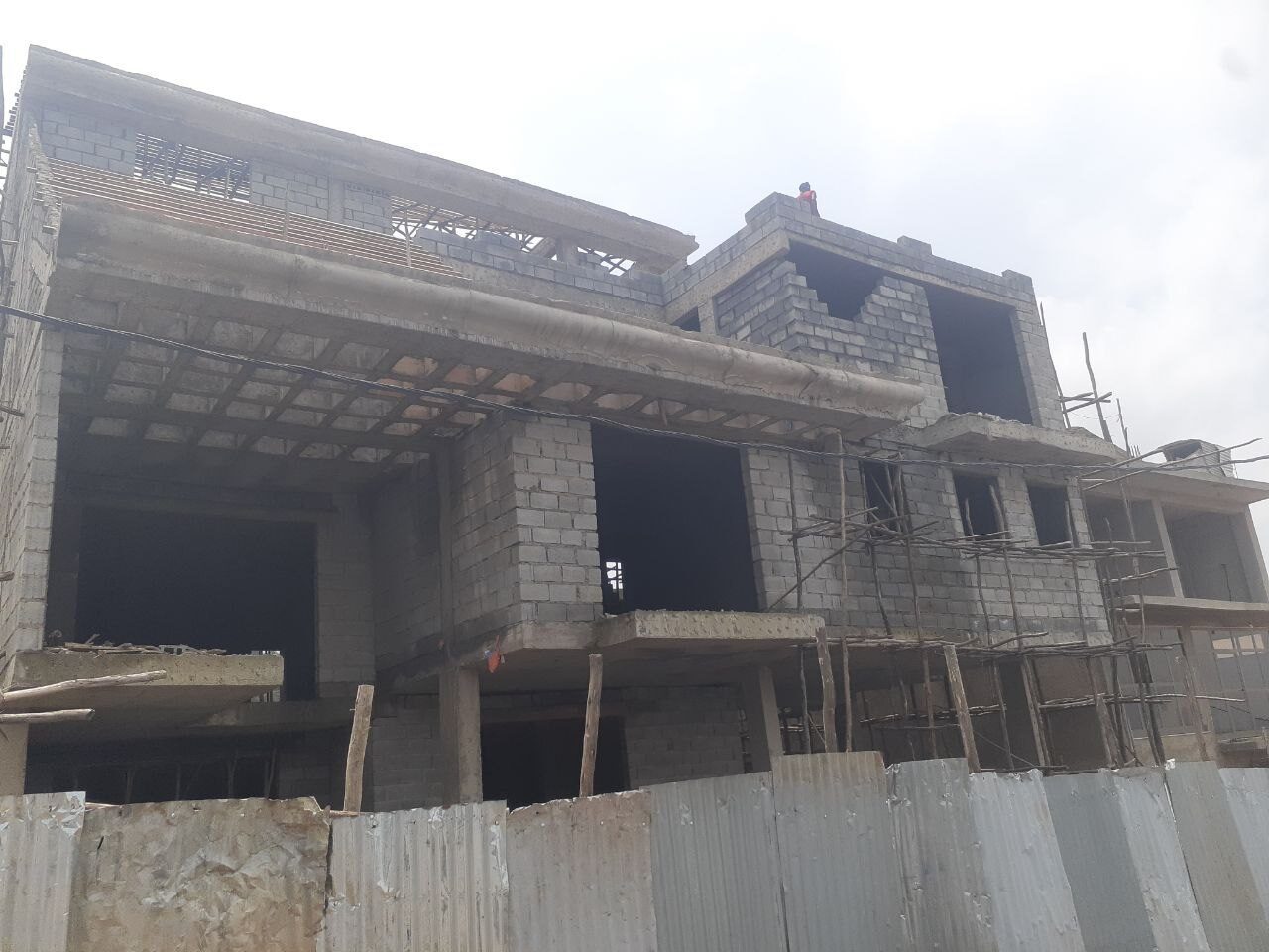 Luxurious residential building construction progress in Nifas Silk Lafto